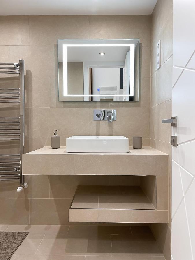 St Stephen Luxury Apartment Budapest Luaran gambar